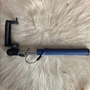 Selfie stick with plug in